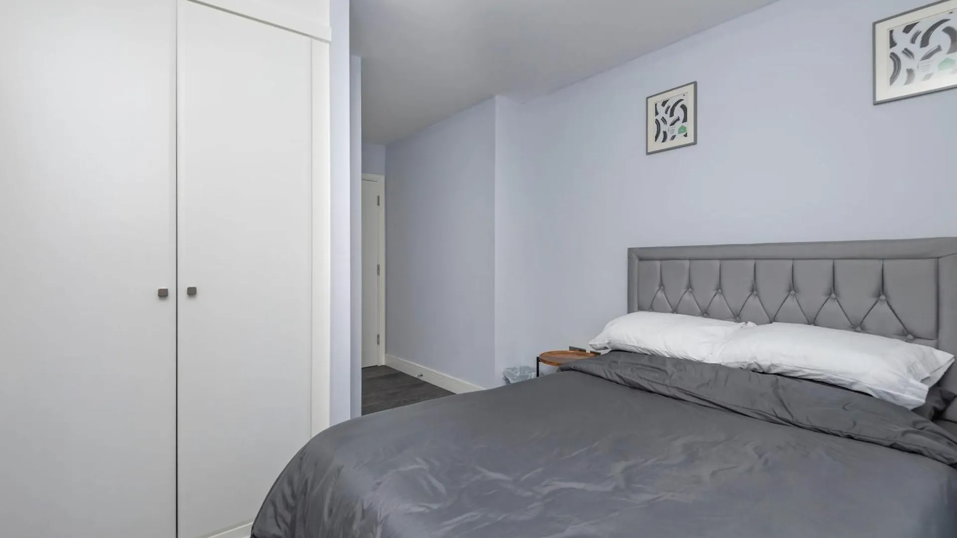 Stylish Elegant New Flat 5 Min From Elizabeth Line Lejlighed London Storbritannien